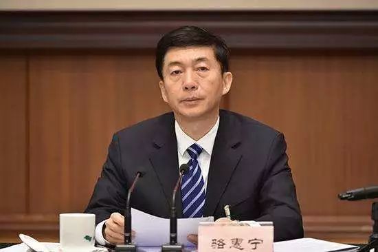 市委书记被查与落马省委秘书重塑城市未来，科技新品亮相引发瞩目关注