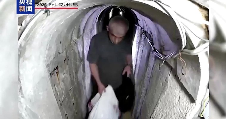 揭秘辛瓦尔地下隧道，以军首次公开画面探寻小巷独特风情