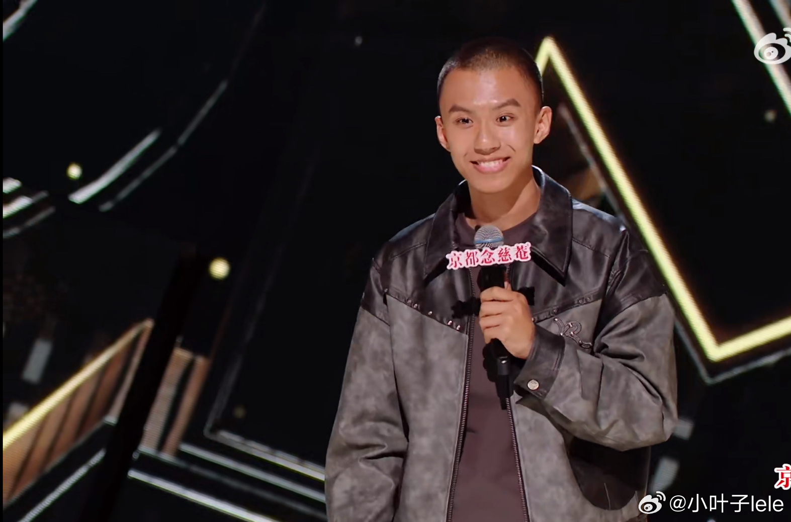 小鹿的逆袭之路，从二十票差距到自信闪耀的荣光之路