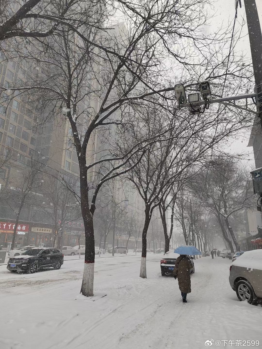 太原下雪了 系1951年以来最早初雪