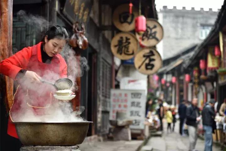 重庆市合川区最新招聘信息揭秘，小巷中的职业宝藏探索